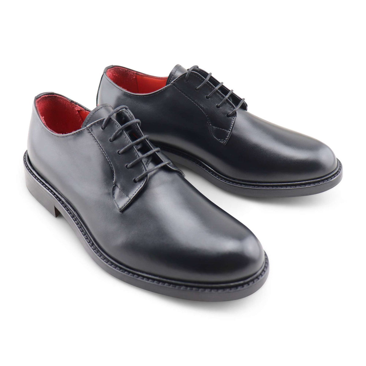 Derby in pelle nera
