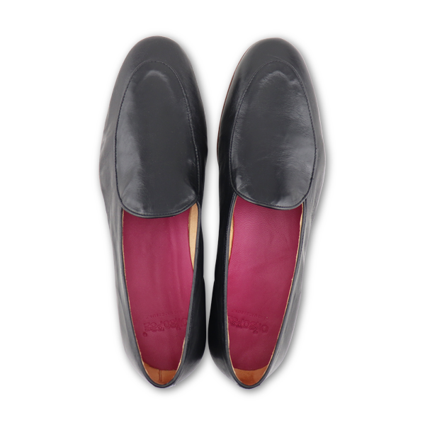 Slippers in pelle stropicciata nera