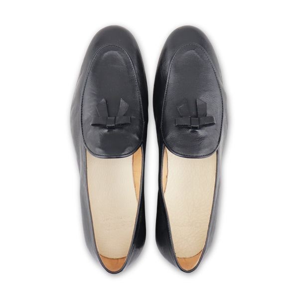 Slippers in pelle stropicciata nera