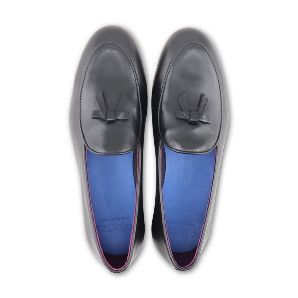 Black leather slippers