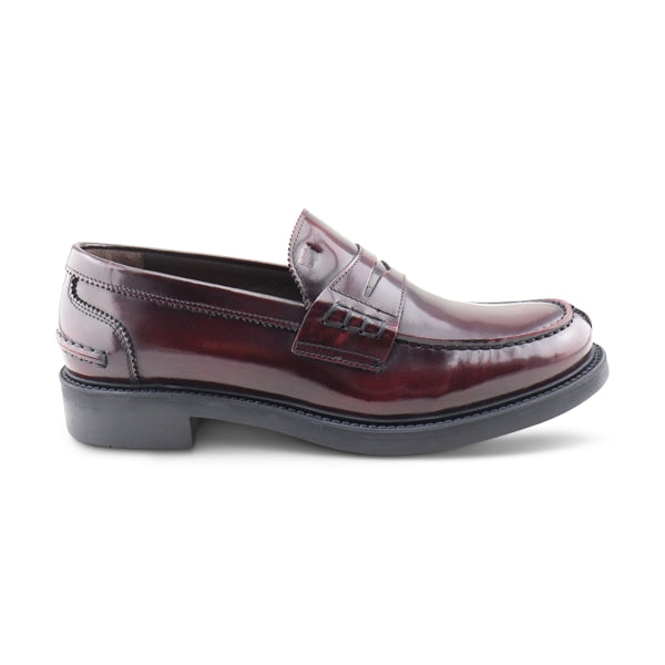 Mocassini 820 abrasivati bordeaux