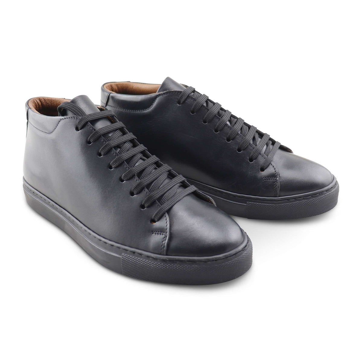 Sneakers in pelle nera
