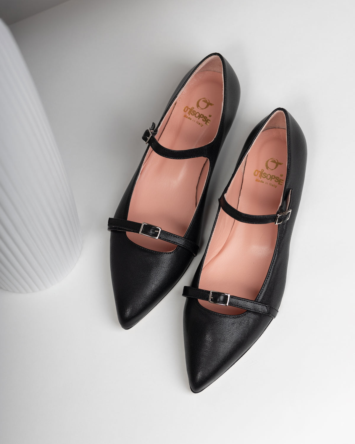 Flat shoes Imma in pelle nera