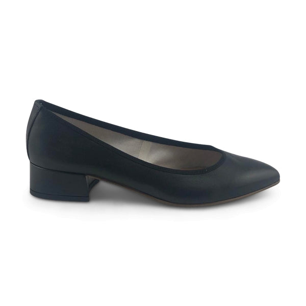 Ballerine nere in pelle