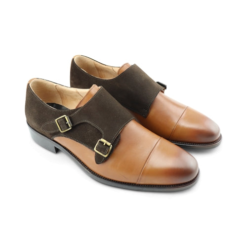 Scarpe doppia fibbia in pelle color cuoio