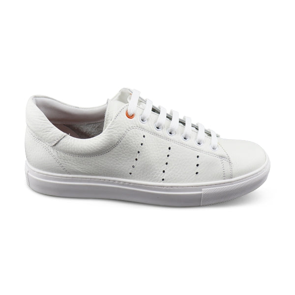 Sneakersy białe ze skóry młotkowanej